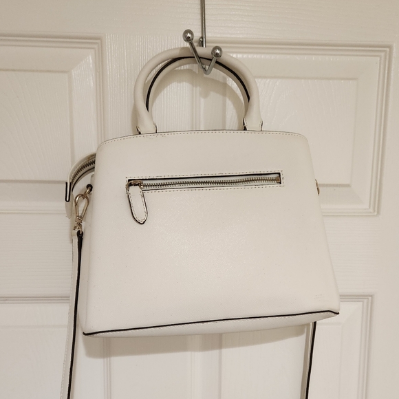 DKNY PURSE - Picture 2 of 16